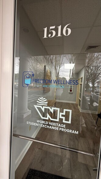 More Photos Of 1516 Village Harbor Dr, Clover Storefront Retail Office For Sale