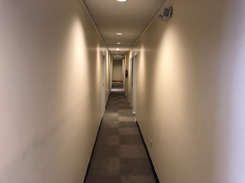 More Photos Of 10 W Main St, Elmsford Medical For Sale