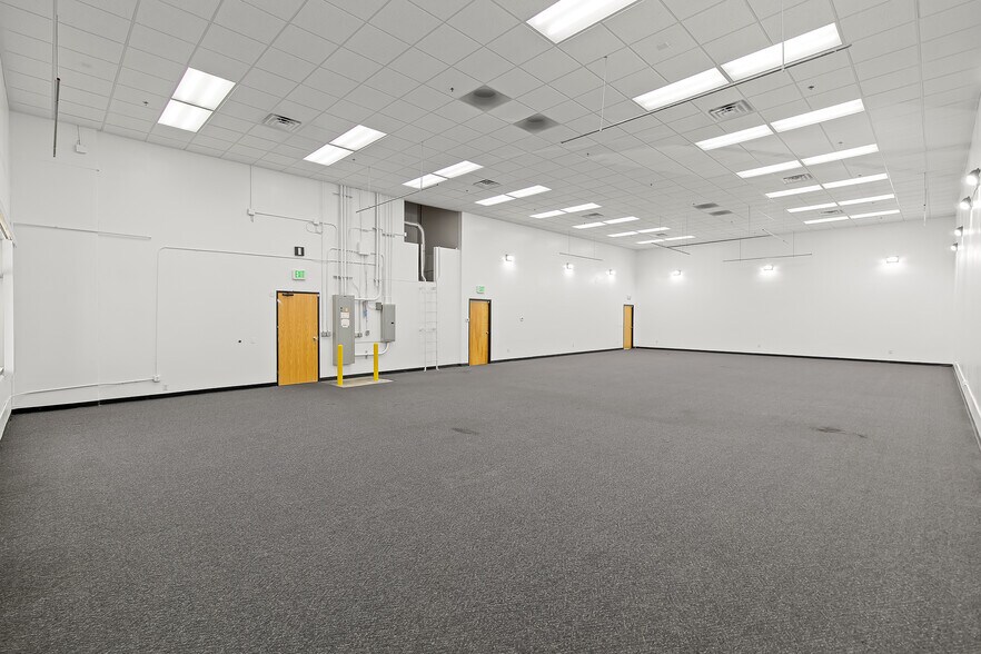 More Photos Of 11264 Monarch St, Garden Grove Warehouse For Sale