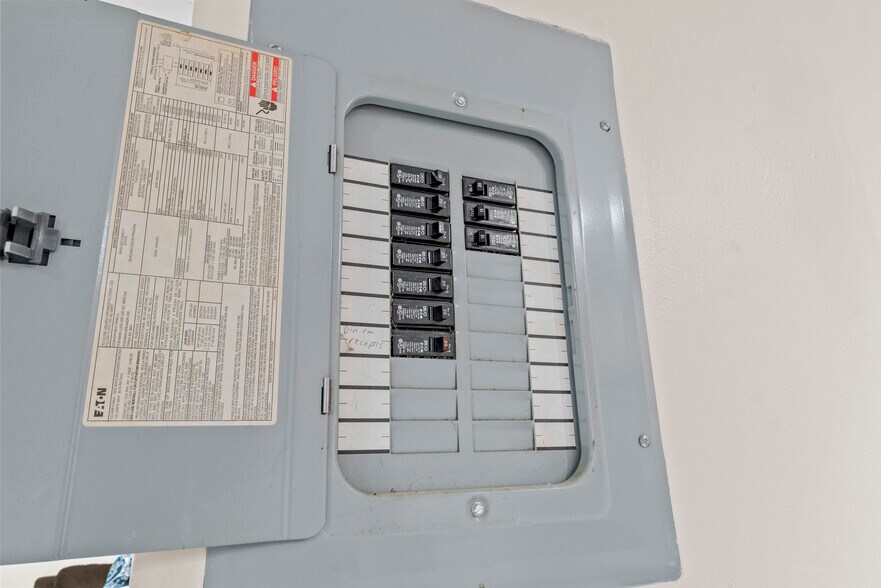 More Photos Of 211 E 33rd St, Baltimore Multifamily For Sale