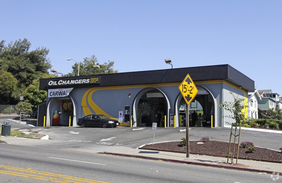 More Photos Of 3418 Park Blvd, Oakland Auto Repair For Sale