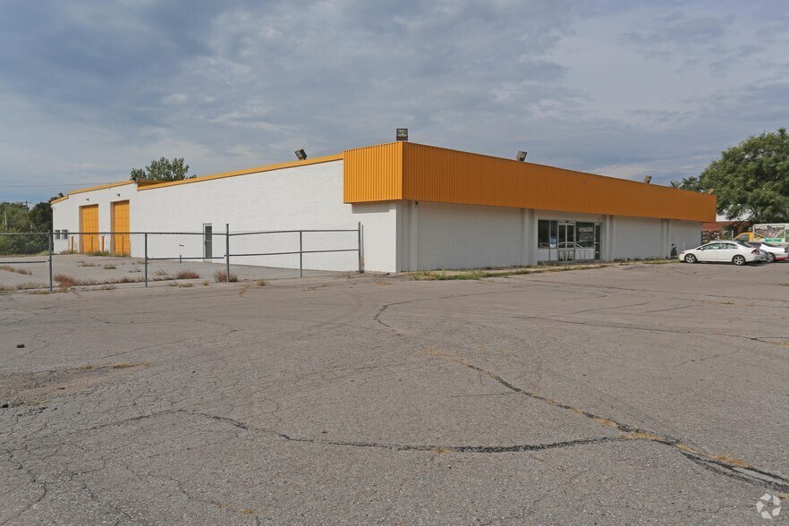 Primary Photo Of 429 William St, Cobourg Storefront For Lease