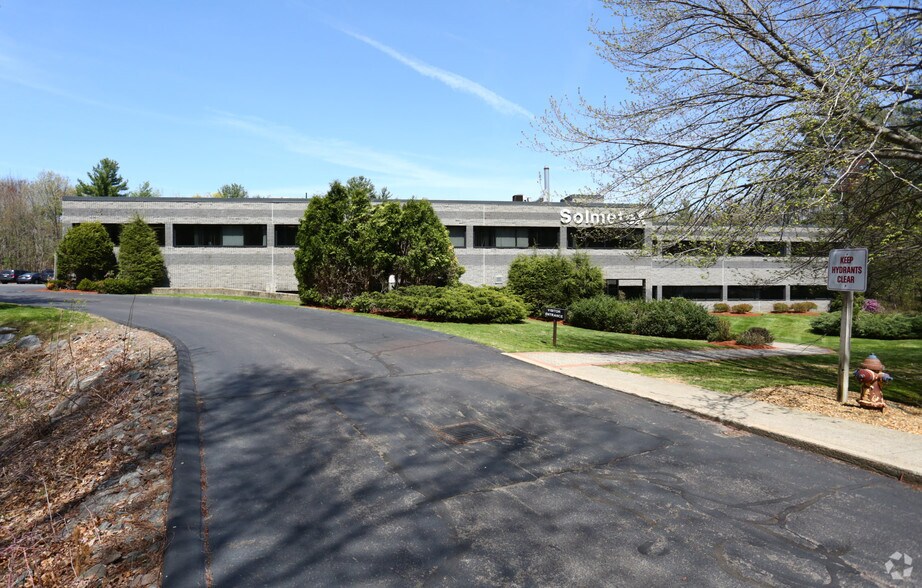 More Photos Of 50 Bearfoot Rd, Northborough Light Manufacturing For Sale