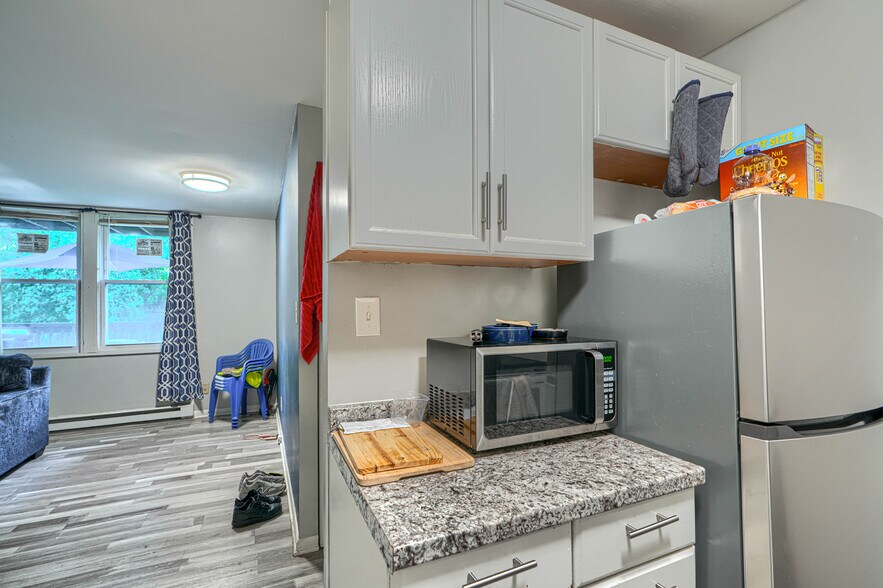 More Photos Of 5461 Cedonia Ave, Baltimore Apartments For Sale