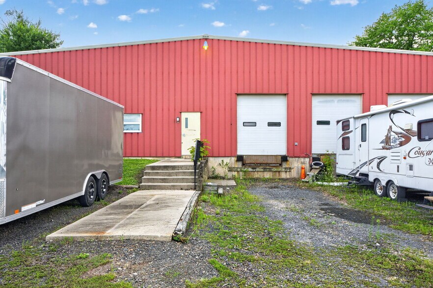 More Photos Of 165 S Main St, Dublin Warehouse For Sale