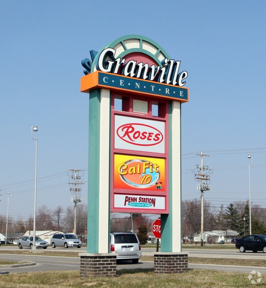 More Photos Of 1481-1579 E Dublin Granville Rd, Columbus General Retail For Lease