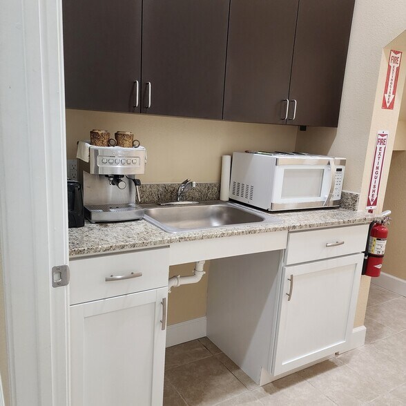 More Photos Of , Sugar Land Office For Sale