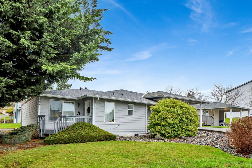 More Photos Of 1502 Burrows Ct, Anacortes Multifamily For Sale