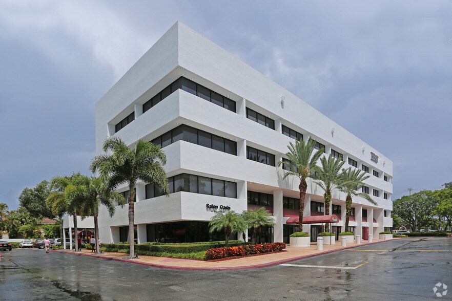 Primary Photo Of 6100 Glades Rd, Boca Raton Office For Lease