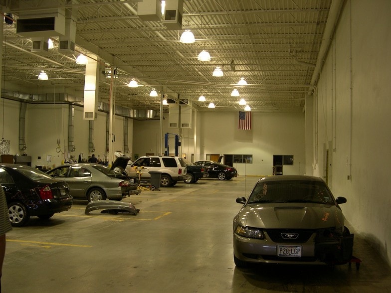 More Photos Of 1405 Avenue T, Grand Prairie Warehouse For Lease