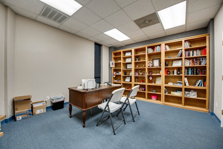 More Photos Of 2110 E 10th St, Odessa Specialty For Sale