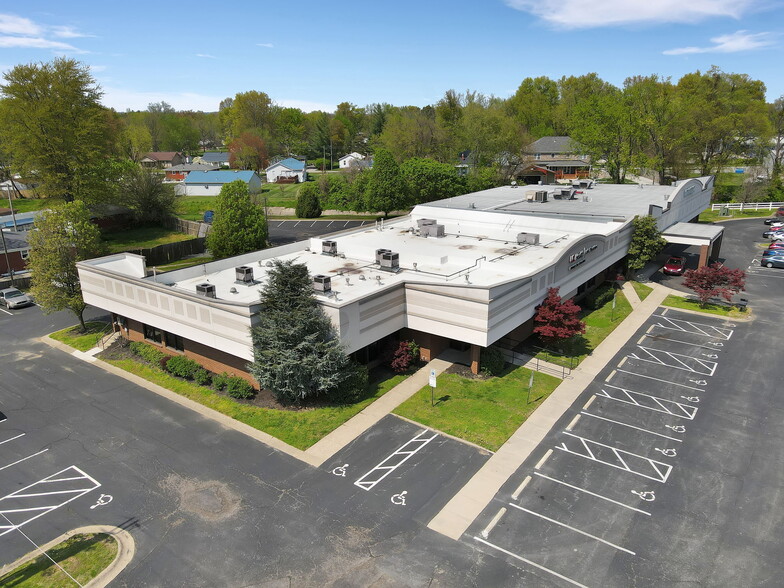 More Photos Of 9616 Dixie Hwy, Louisville Medical For Lease