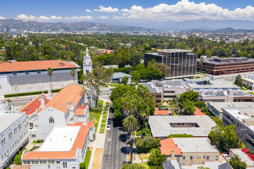 More Photos Of 720 S Plymouth Blvd, Los Angeles Apartments For Sale