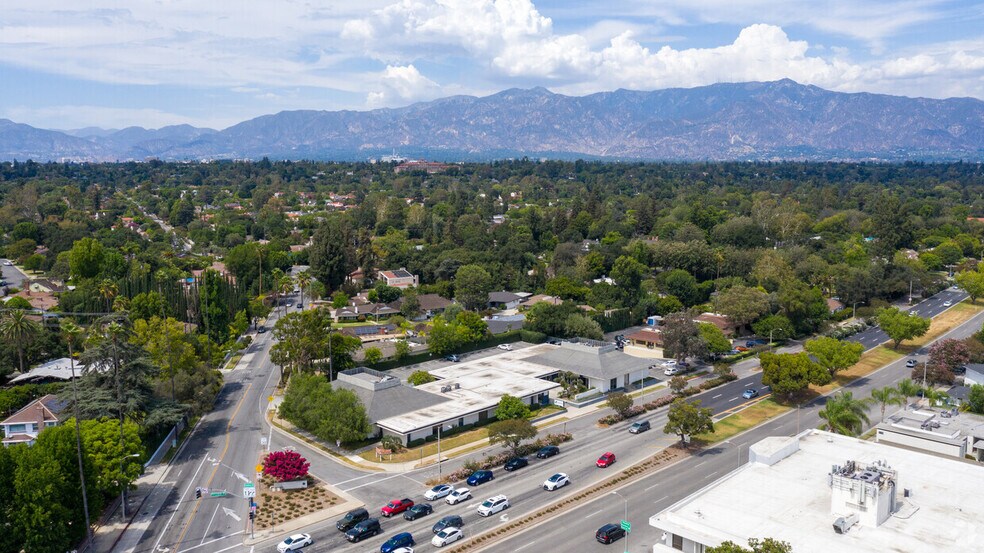 More Photos Of 415 Huntington Dr, San Marino Loft Creative Space For Lease