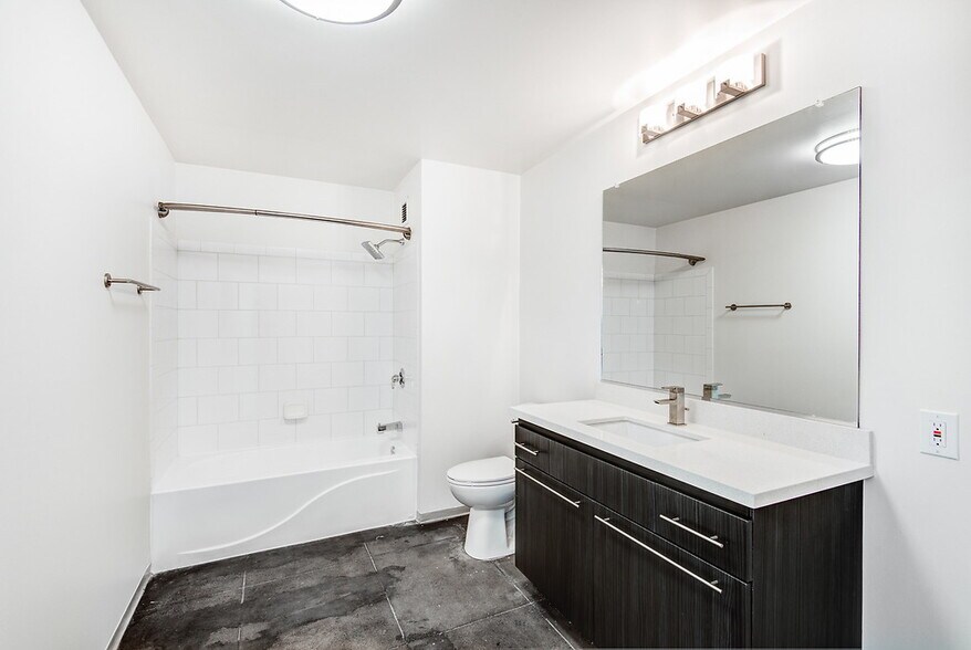More Photos Of 610 S Main St, Los Angeles Apartments For Lease