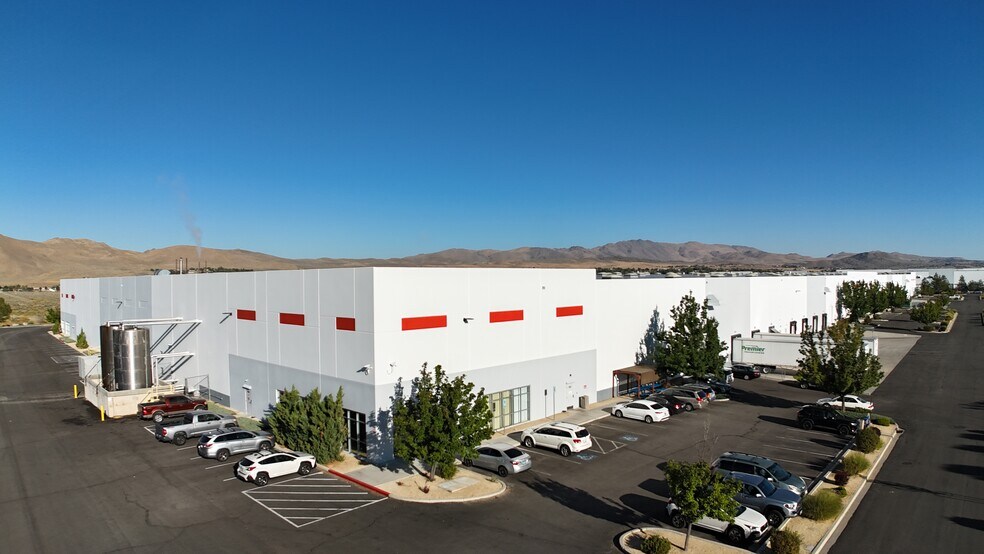 More Photos Of 6650 Echo Ave, Reno Distribution For Lease