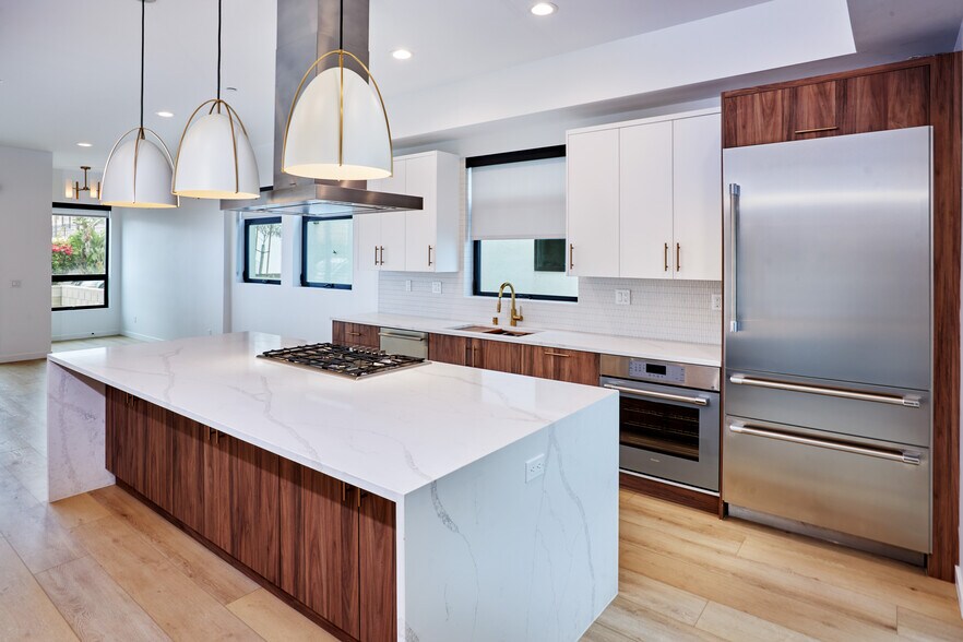 More Photos Of 801-809 Seacoast Dr, Imperial Beach Apartments For Sale