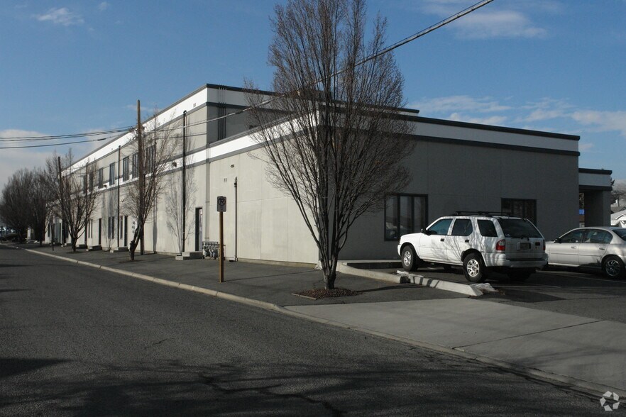 More Photos Of 1400 Summitview Ave, Yakima Office For Lease