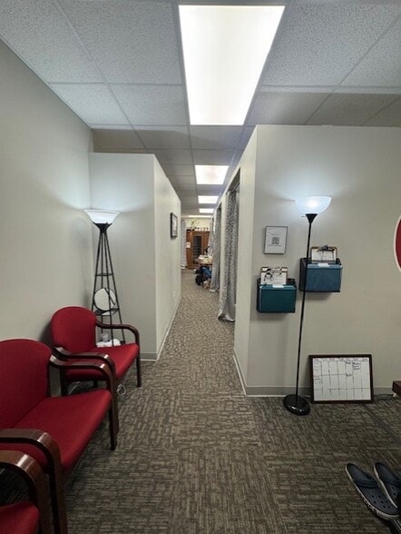 More Photos Of 7341 Office Park Pl, Melbourne Office Residential For Lease