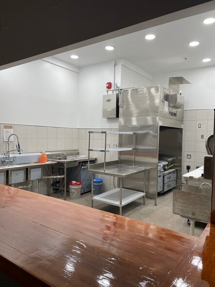 More Photos Of 7 E Broad St, Richmond Loft Creative Space For Lease