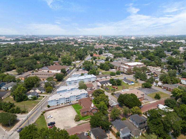 More Photos Of 902 W 36th St, Savannah Religious Facility For Lease