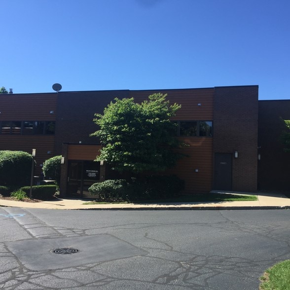 More Photos Of 205 W 29th St, Holland Office For Lease