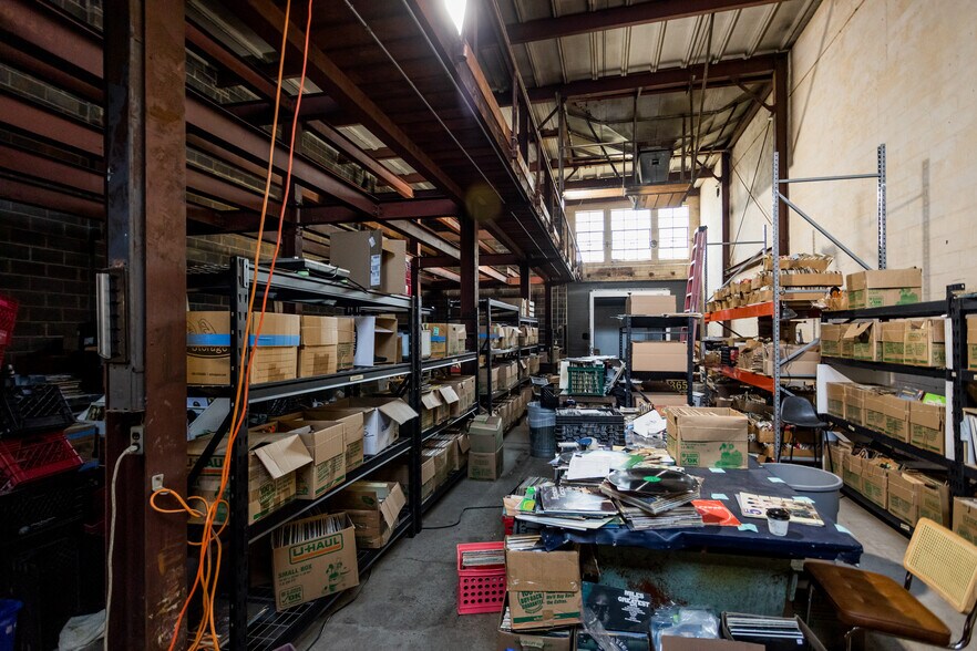 More Photos Of 2905 Beaufait St, Detroit Warehouse For Sale