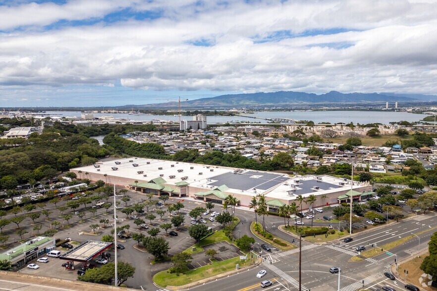 More Photos Of 4561 Salt Lake Blvd, Honolulu Freestanding For Sale