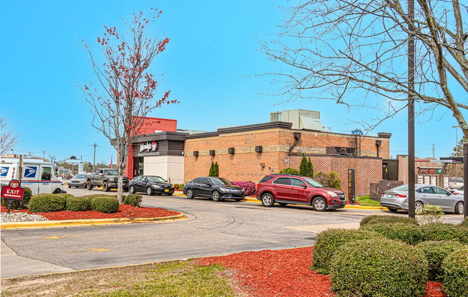 More Photos Of 949 N Wesleyan Blvd, Rocky Mount Fast Food For Sale