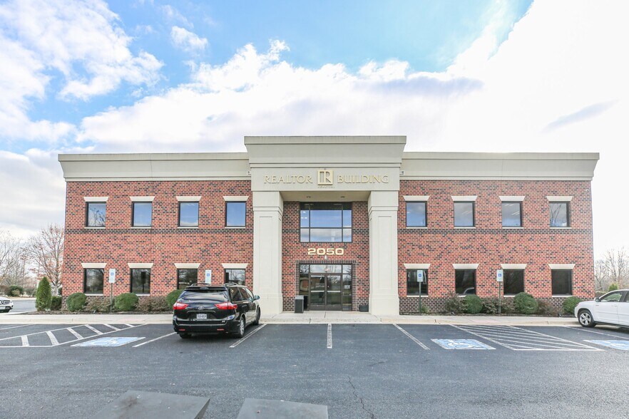 More Photos Of 2050 Gordon W Shelton Blvd, Fredericksburg Office For Lease