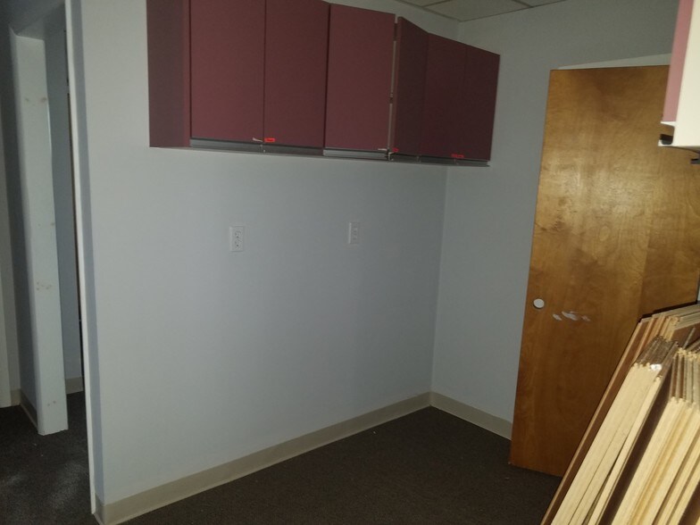 More Photos Of 1-21 Carroll Ave, Pennsville Coworking Space