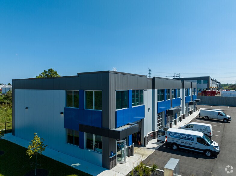 More Photos Of 395 Anchor Rd, Hamilton Warehouse For Sale