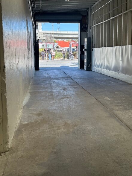 More Photos Of 2414 San Bruno Ave, San Francisco Flex For Lease