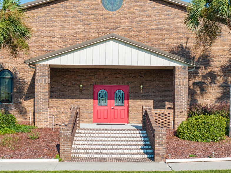 More Photos Of 5056 FL-47, Lake City Specialty For Sale