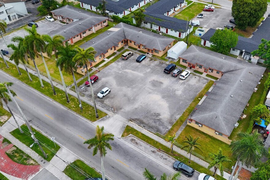 More Photos Of 1915 NW 28th St, Miami Apartments For Sale