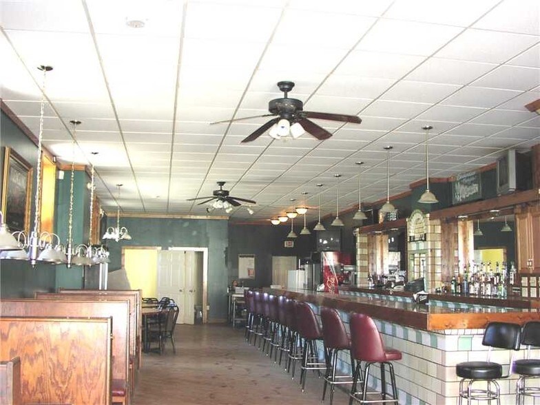 More Photos Of 718 Main St, Bentleyville Storefront Retail Residential For Sale