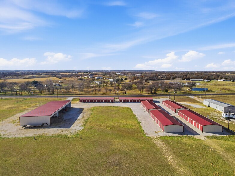 More Photos Of 9910 TX-199 Hwy, Poolville Specialty For Sale