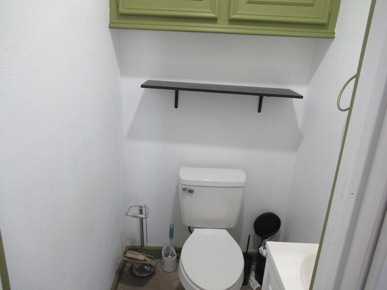 More Photos Of 26205 FM 2978 Rd, Magnolia Light Distribution For Sale