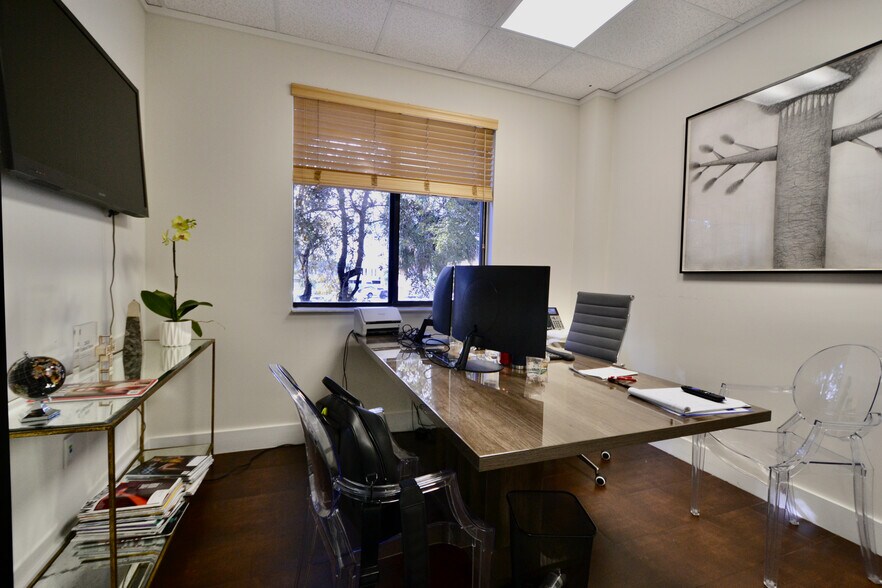 More Photos Of 7374 SW 93rd Ave, Miami Office For Sale