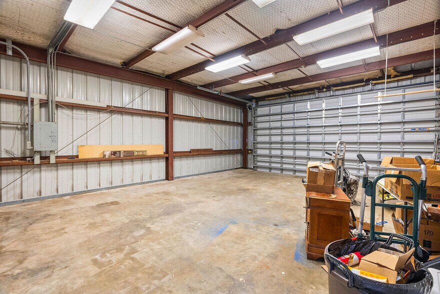 More Photos Of 724 Rowan St, Rockport Office For Sale