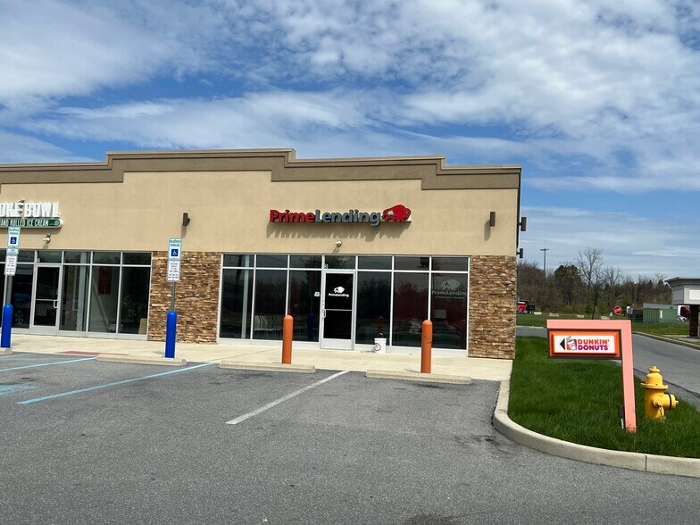 More Photos Of 5831 Tilghman St, Allentown Restaurant For Lease