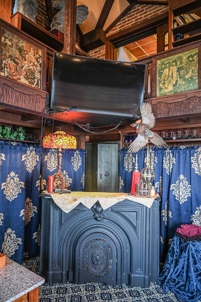 More Photos Of 1272 SW Fillmore St, Topeka Hospitality For Sale