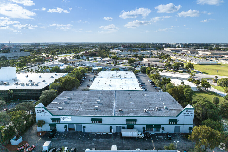 Primary Photo Of 1401-1407 SW 10th Ave, Pompano Beach Warehouse For Lease