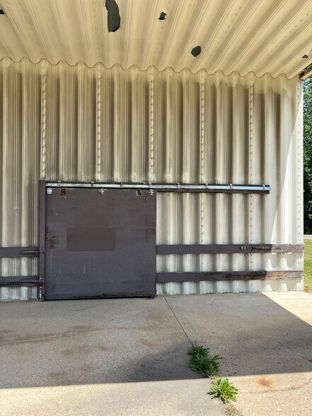 More Photos Of 5505 S Pennsylvania Ave, Lansing Warehouse For Sale