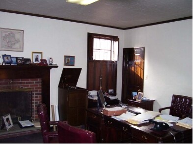 More Photos Of 261 Common St, Lawrence Office For Sale