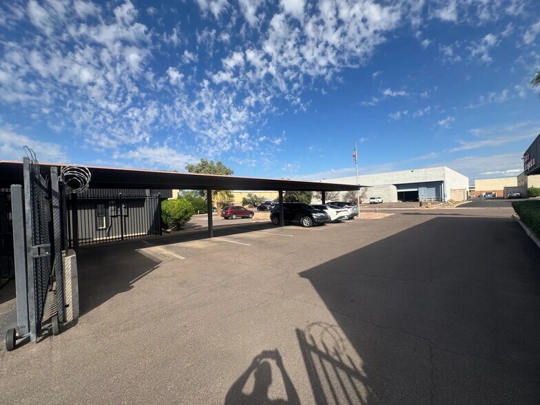 More Photos Of 5824 S 25th St, Phoenix Warehouse For Lease