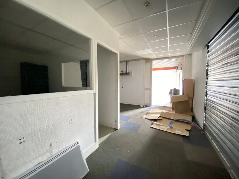 More Photos Of 23 Rue Saint-Exupéry, Eysines Light Manufacturing For Lease