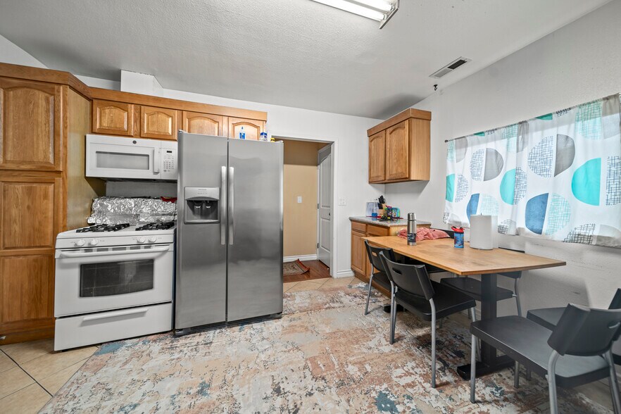 More Photos Of 30 Topeka Ave, San Jose Multifamily For Sale