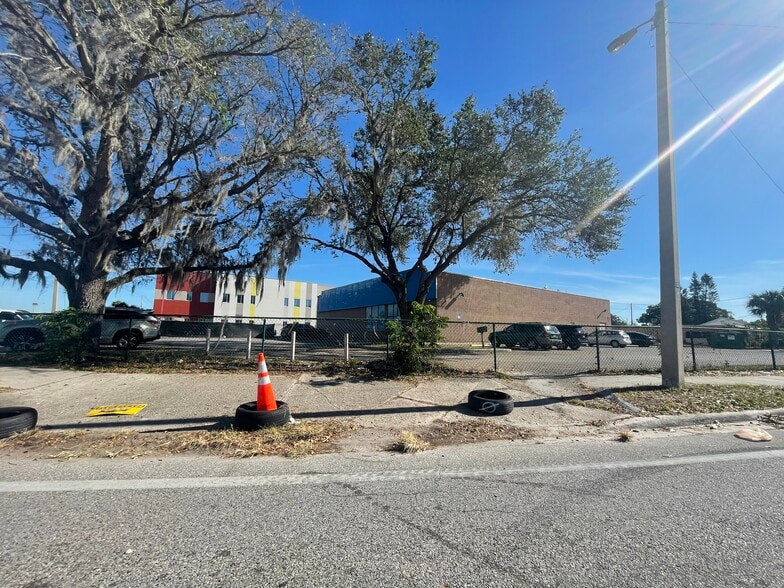 More Photos Of 2590 Havendale Blvd, Winter Haven Office For Sale