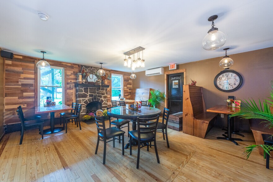 19 US Highway 206 S, Sandyston, NJ 07826 Restaurant For Sale